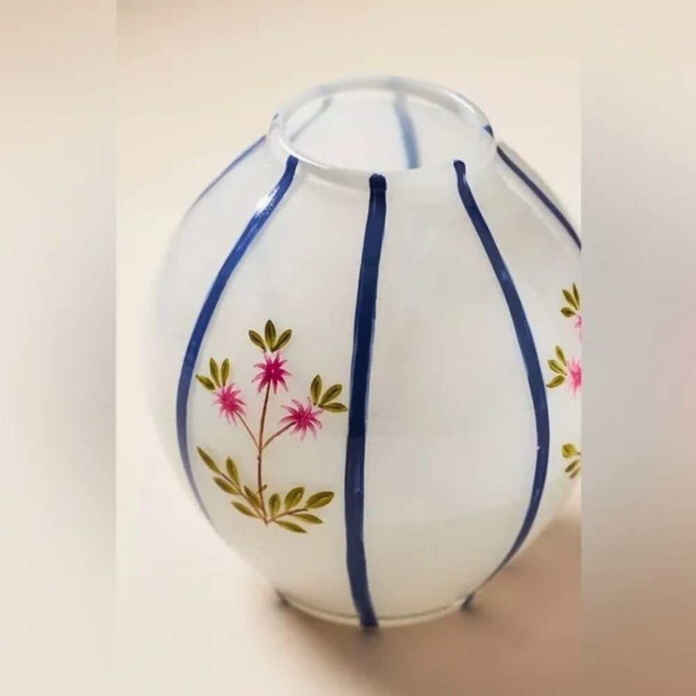 LIKE NEW Joanne Floral Glass Vase by Anthropologie (sold out online)